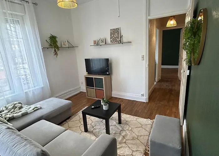 Le Blandan Chic Proche Thermal Apartment *